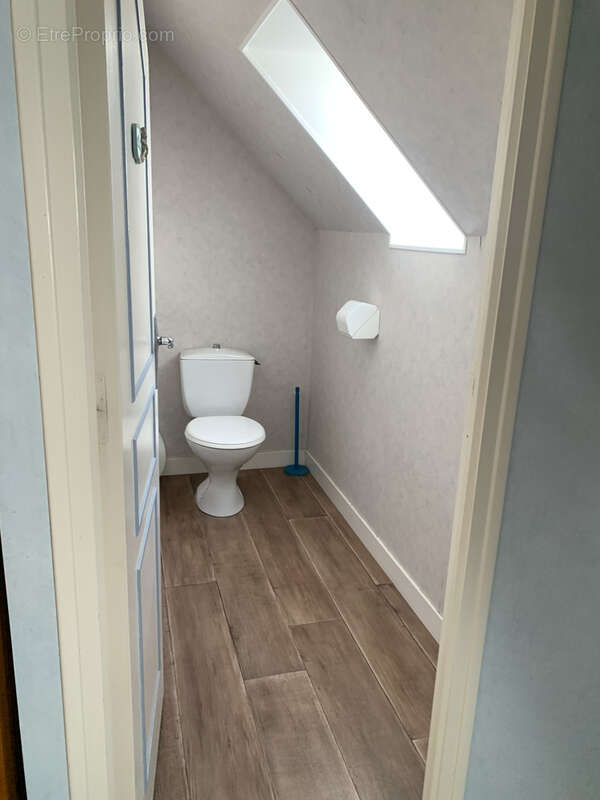 Maison à AMBRIERES-LES-VALLEES