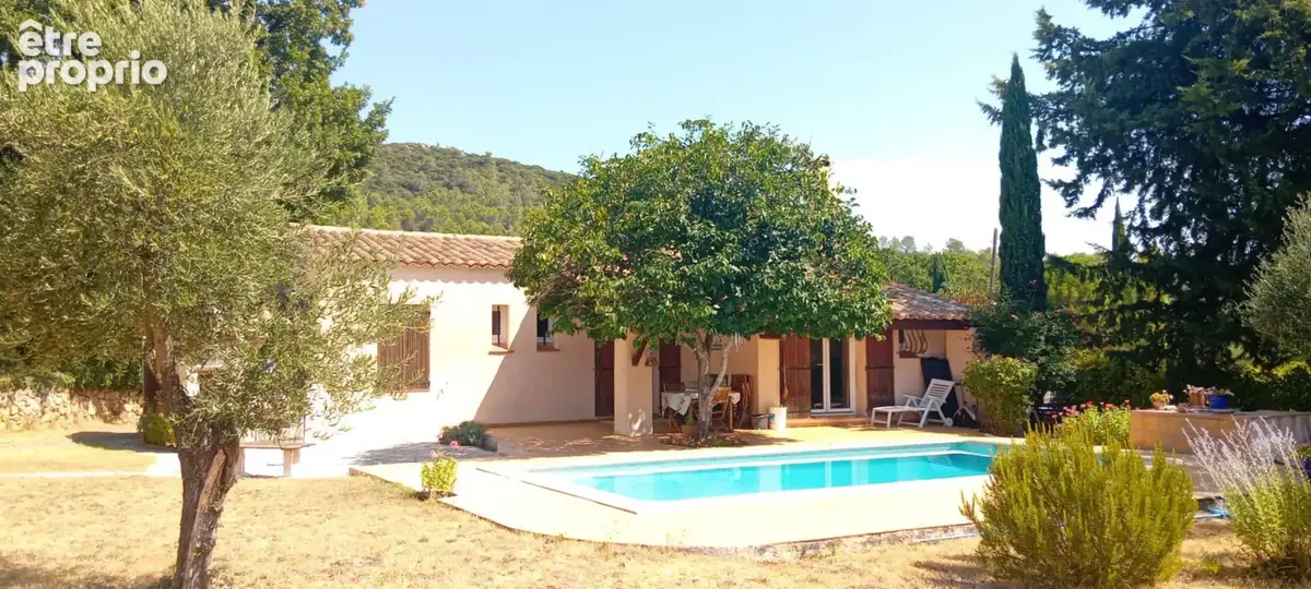 Besse sur Issole Charmante maison T3 avec piscine et carport - photo 4
