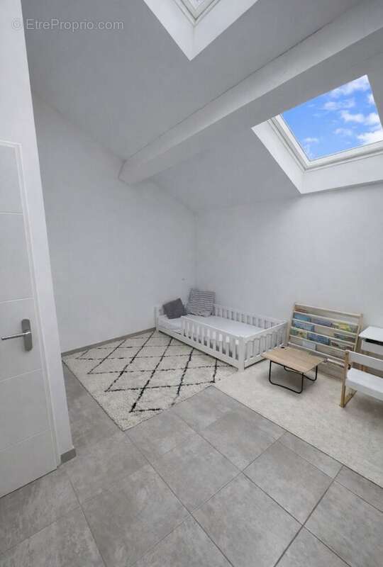 Appartement à CHATEAURENARD