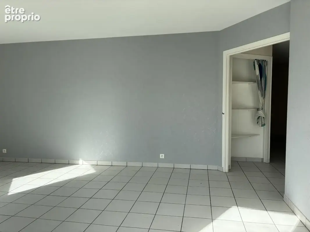 La turballe - maison de ville - centre ville - tout a pied - grand garage - espace de stockage - photo 2