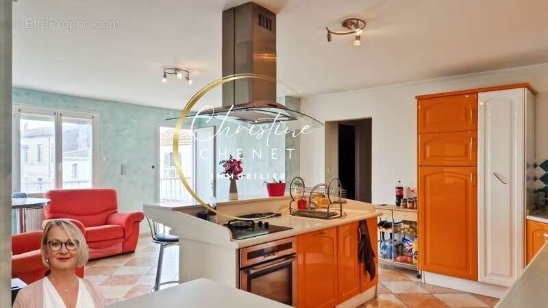 Maison à SAINT-LAURENT-D'AIGOUZE