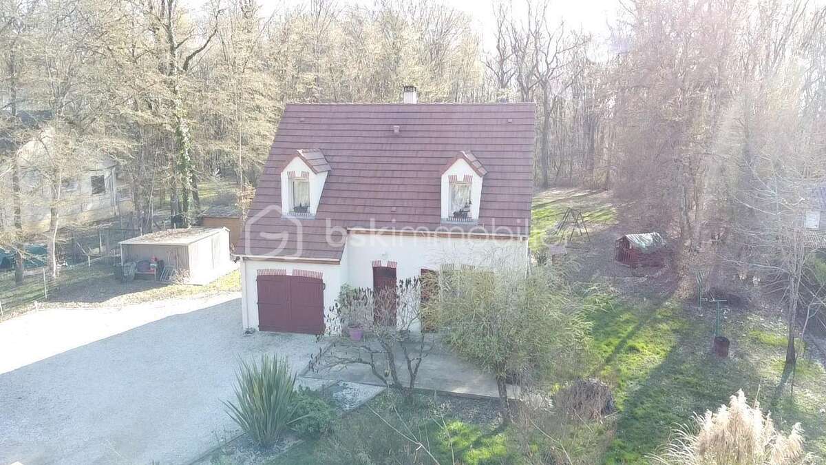 Maison à AUVILLIERS-EN-GATINAIS