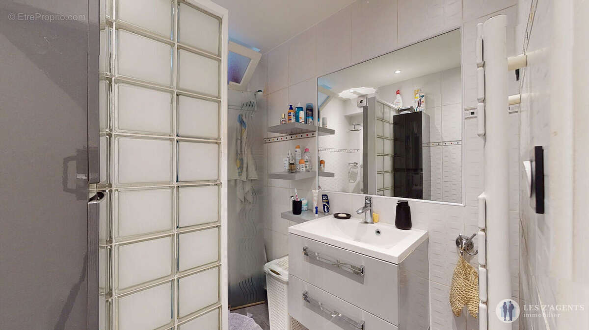 Appartement Saint Martin D Heres 5 pièce(s) 85 m2 - photo 14