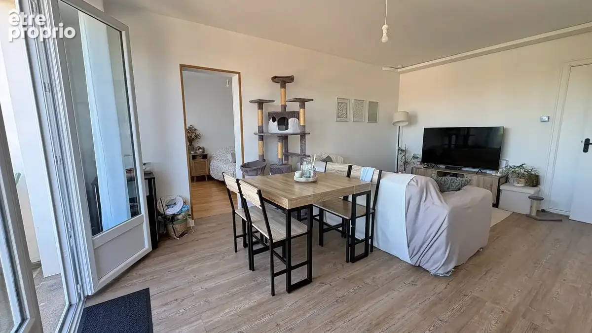 NIORT - Appartement T2 de 46m2 avec place de parking et balcon - photo 7