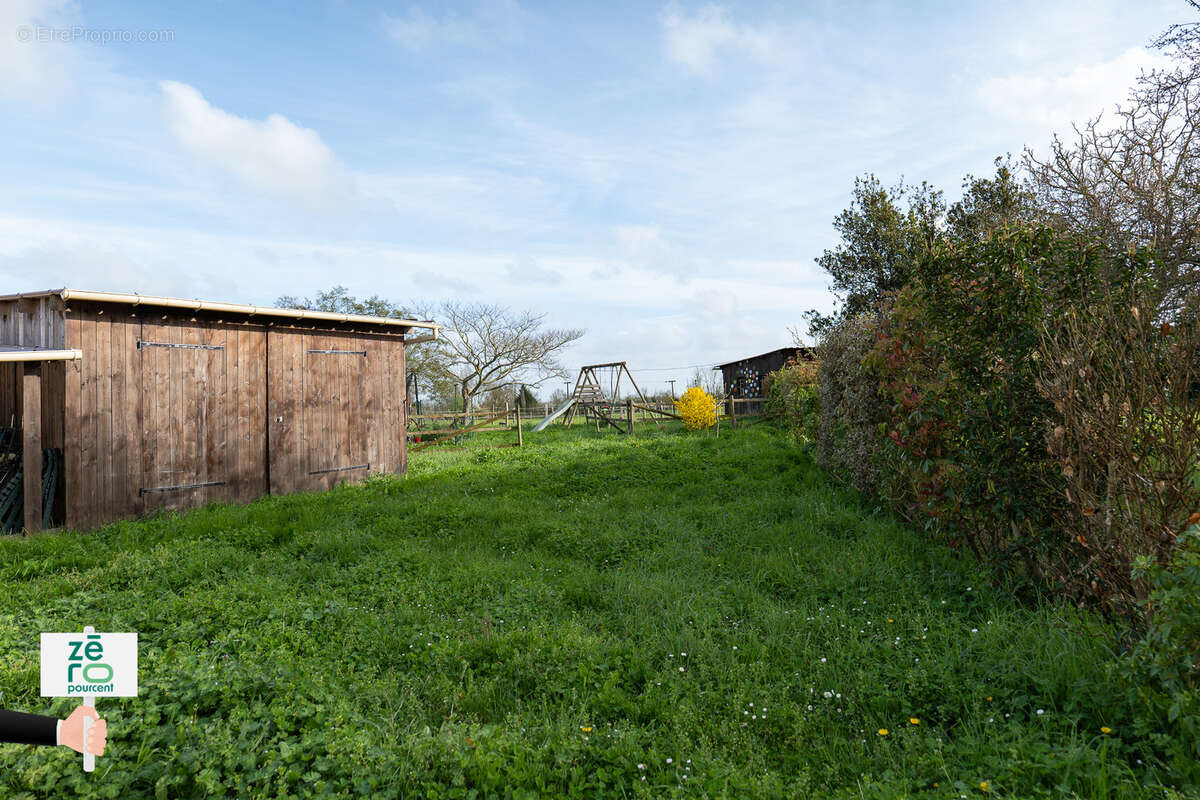 Maison à LAIROUX