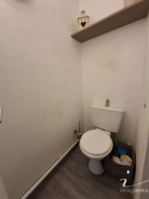 Dans une petite copropriété de 7 lots, découvrez cet appartement T4 de 84 m2 avec une vue exceptionnelle ! - photo 8