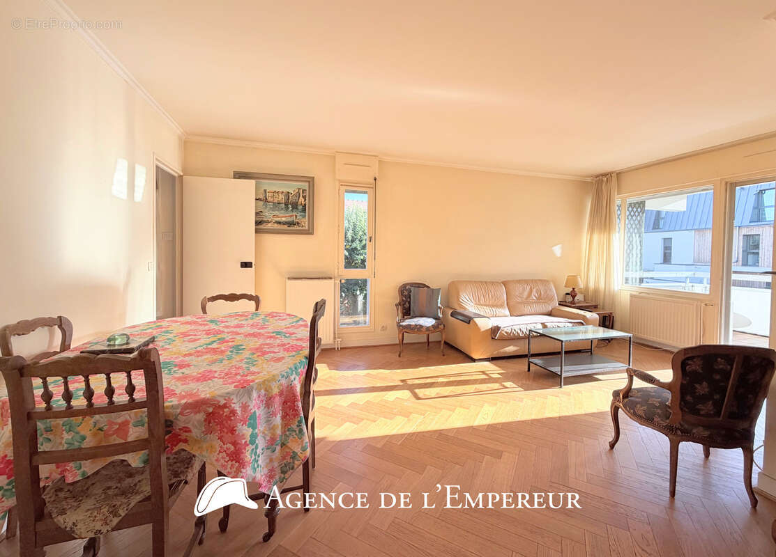 Appartement à RUEIL-MALMAISON