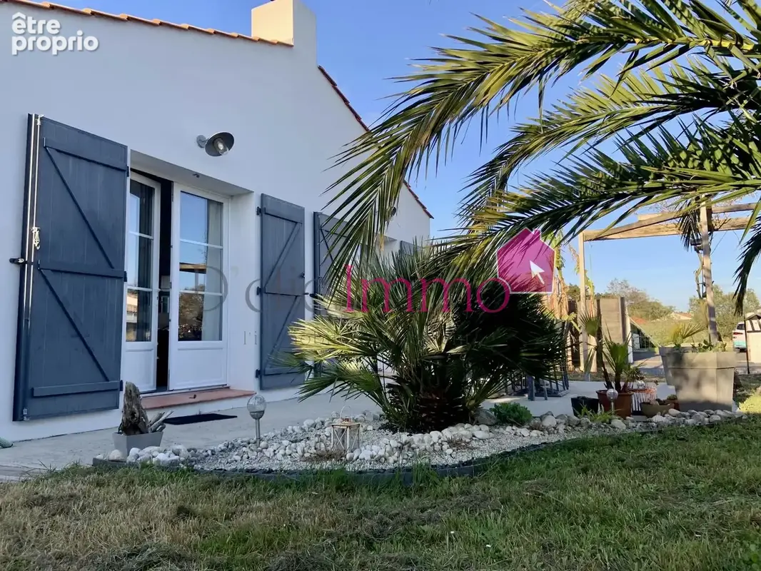 Photo Maison à Le Fenouiller au prix de 324 400€
