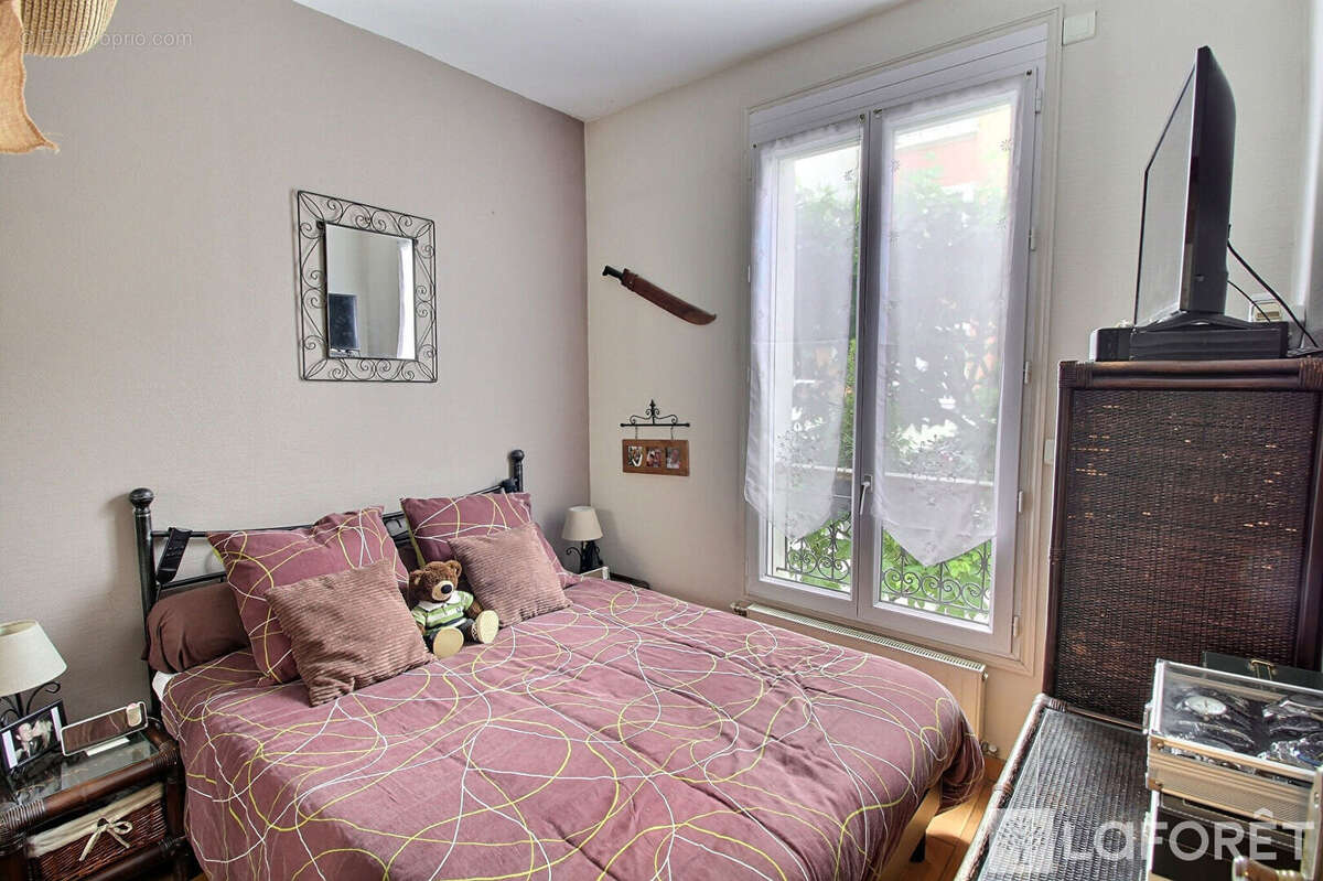 Appartement La Garenne Colombes 4 pièce(s) 67 m2 - photo 8