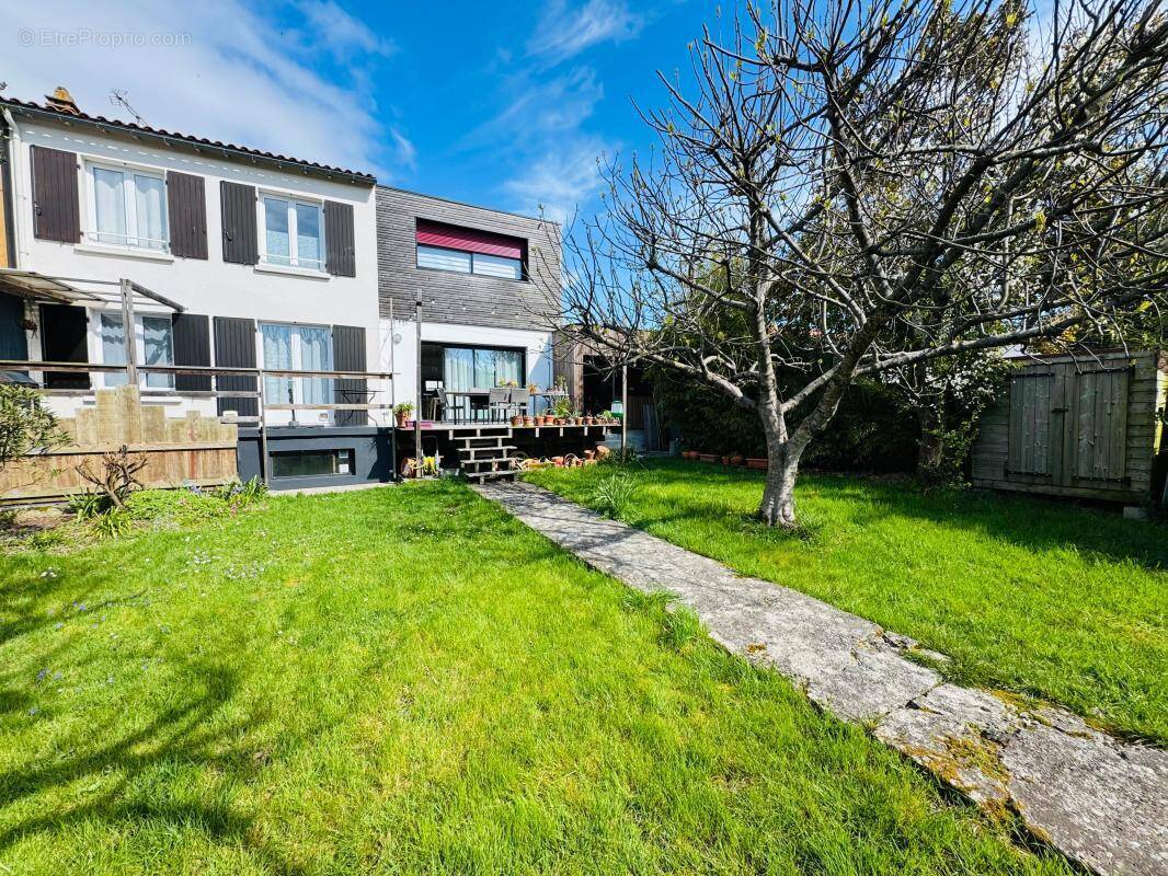 Maison à LA ROCHELLE