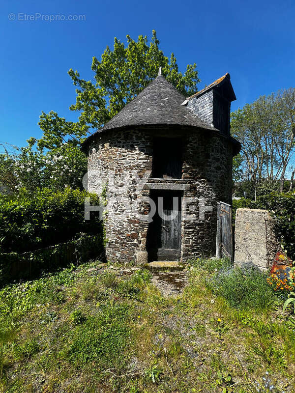 Maison à DOL-DE-BRETAGNE
