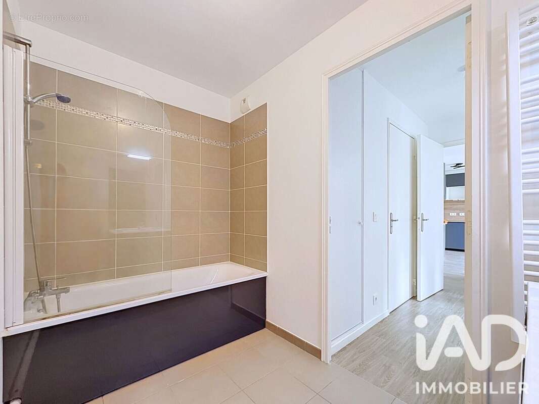Appartement 55 m² à Taverny  - photo 8