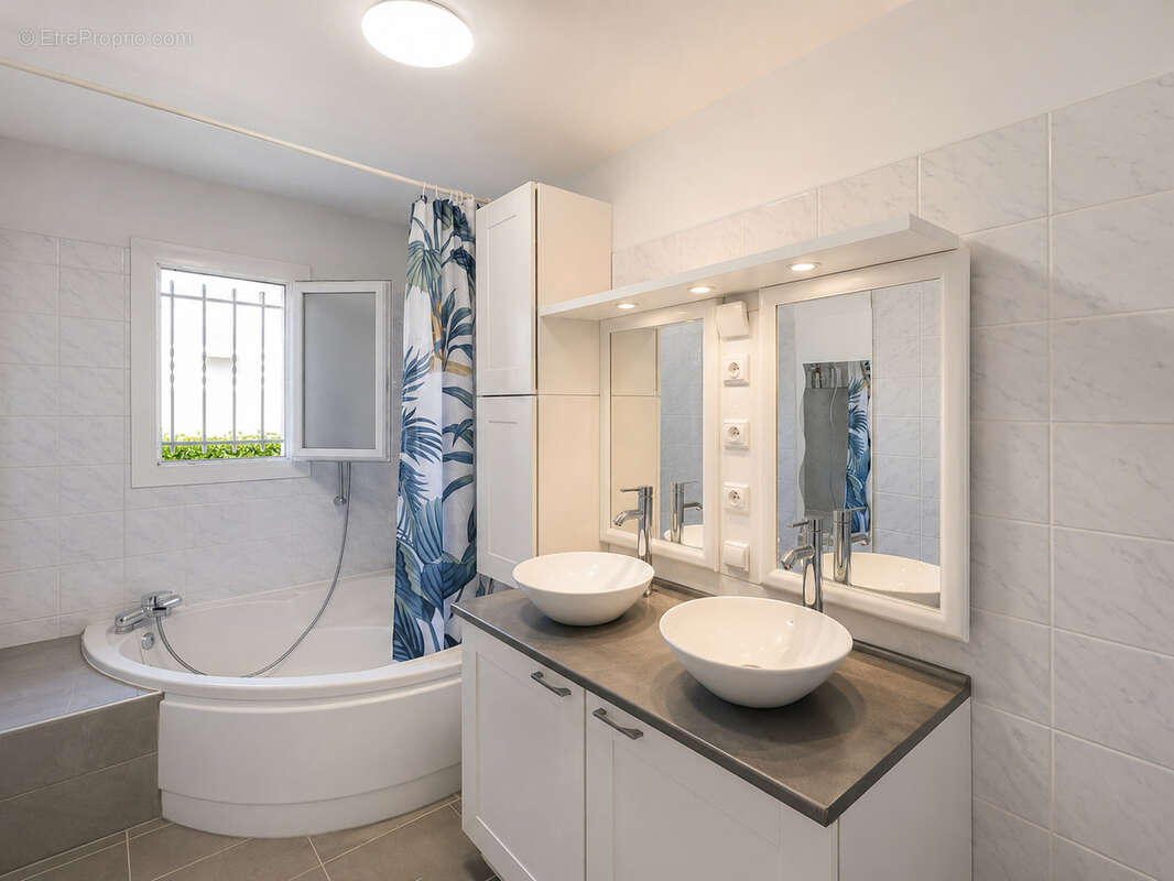 Maison Contemporaine  Plain-pied 93 m2   Véranda de 17 m2   Jardin - Garage   Pins-Justaret - photo 10