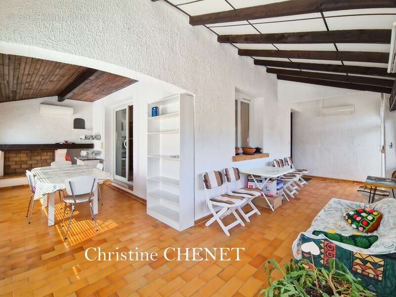 Maison à COURNONTERRAL