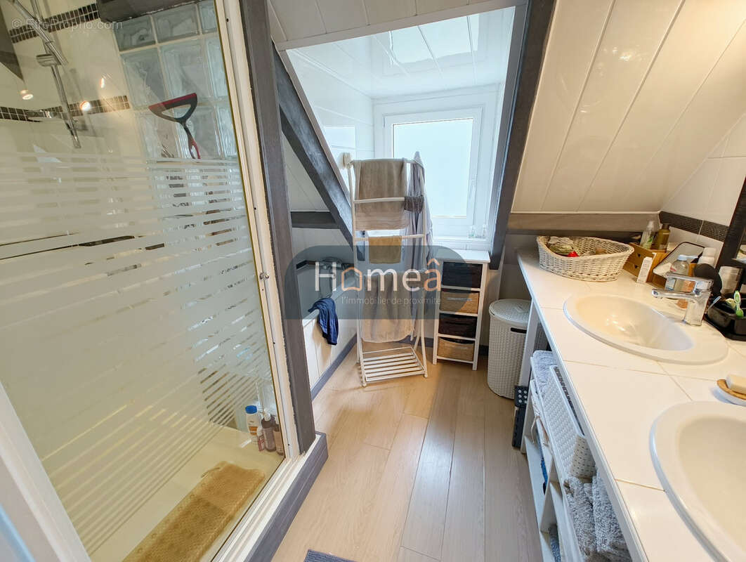 Propriété de 170m2 avec 4/5 chambres sur sous sol complet - photo 10