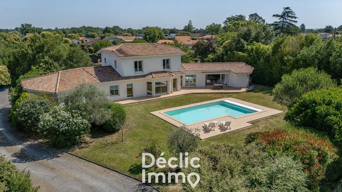 Maison à LATRESNE