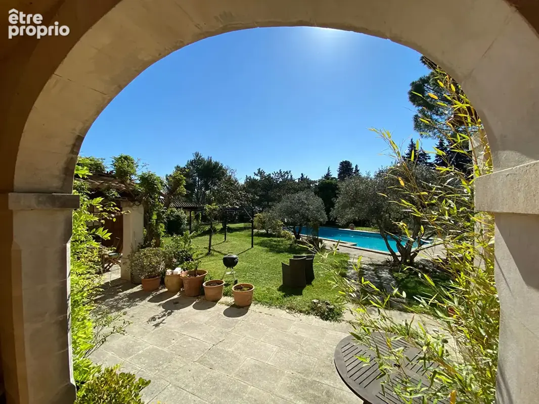 Jonquerettes  - Belle propriété familiale de 323 m² avec piscine sur 2 000 m² - photo 12
