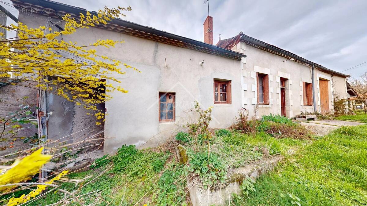 Maison à USSEL-D'ALLIER