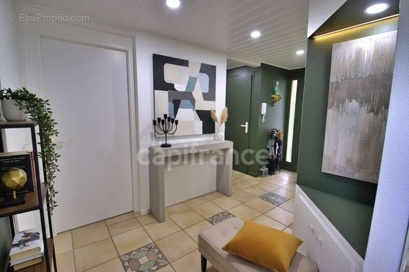 Maison à MARIN