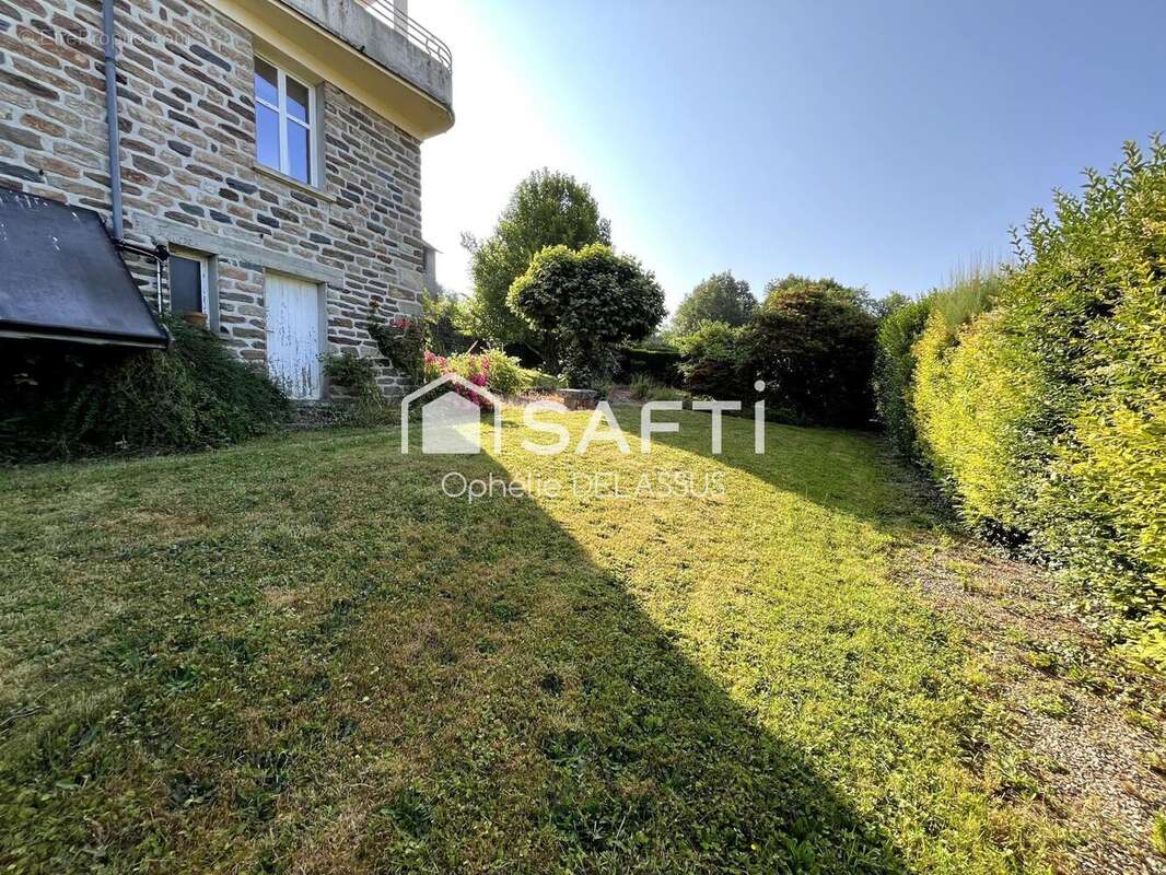 Photo 2 - Maison à UZERCHE