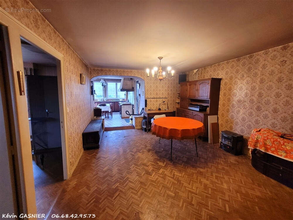 Maison à BRIE