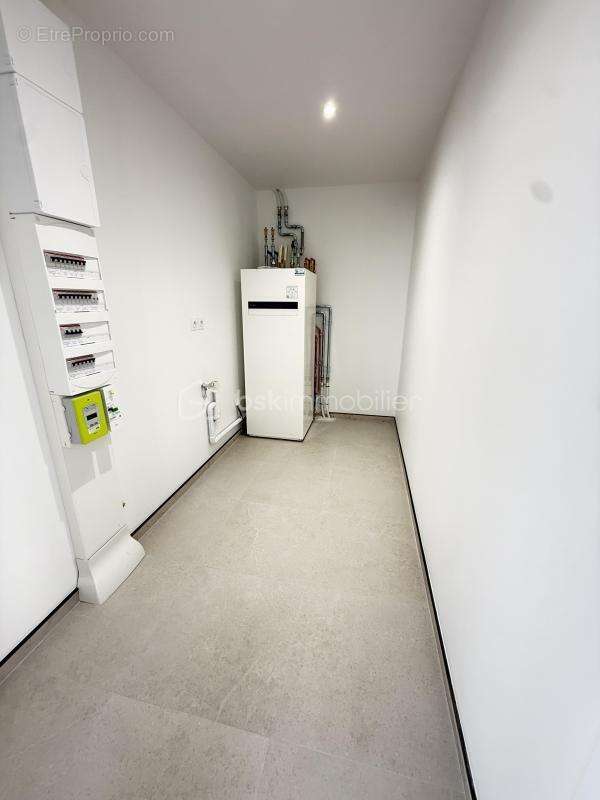 Maison à SAINT-ERBLON