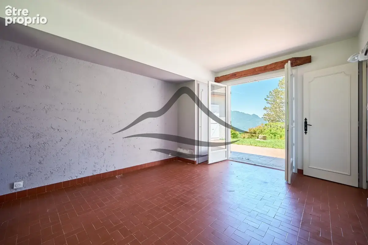 Pugny-Chatenod - Rare à la vente - Maison de caractère avec vue lac panoramique - photo 12