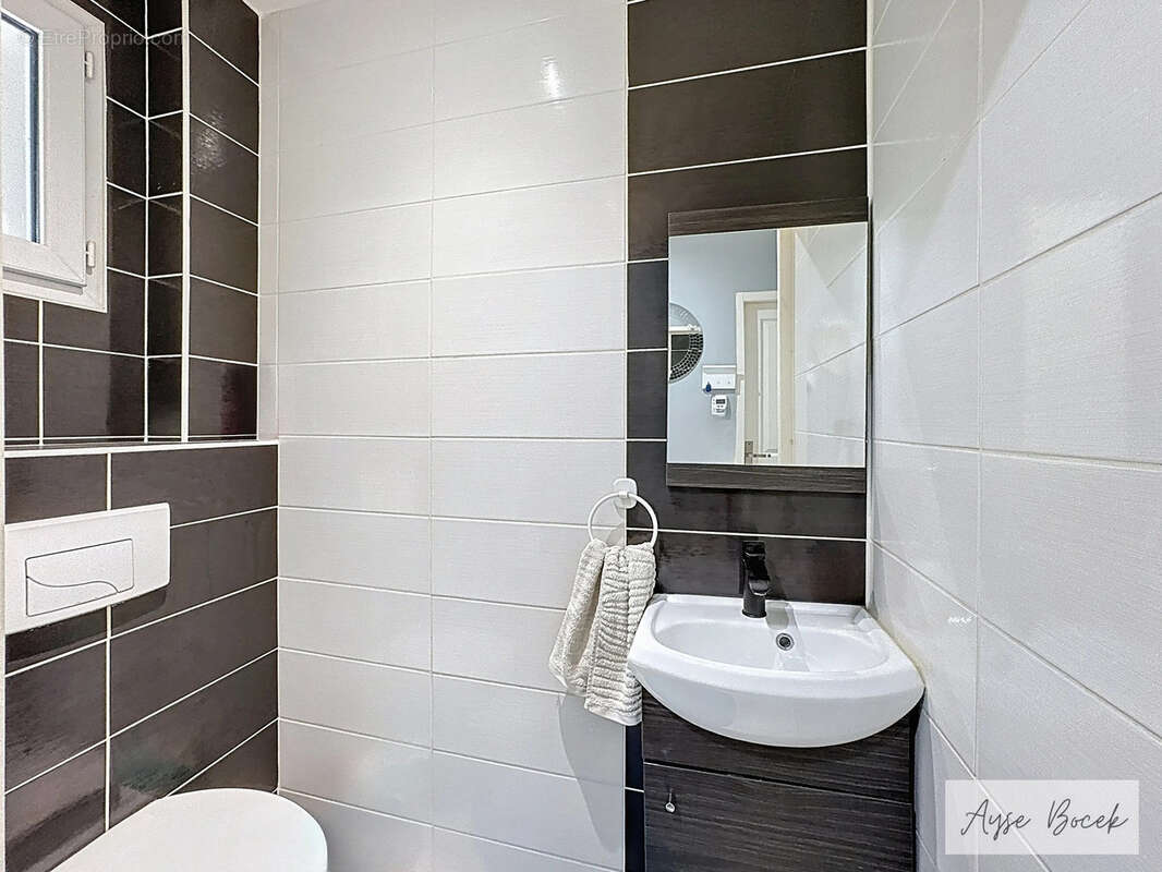 Maison à REVENTIN-VAUGRIS