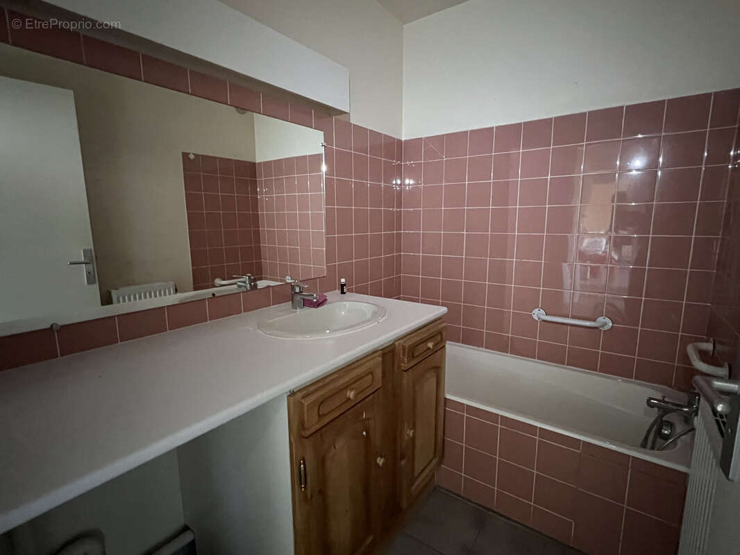 Appartement à NYONS