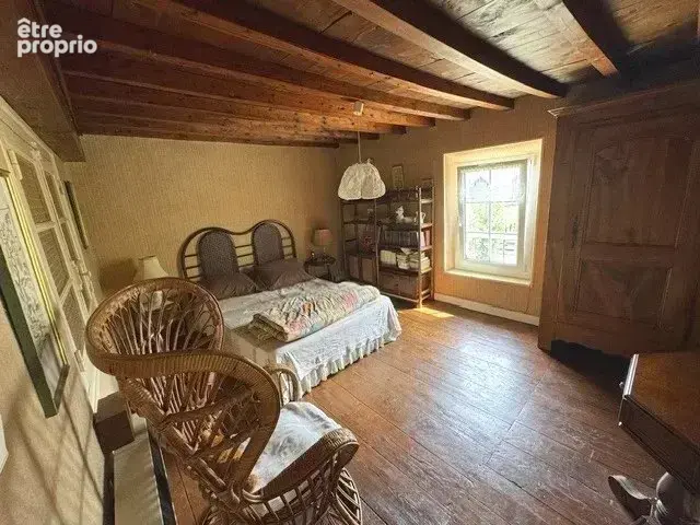 Maison au centre de Pierre Châtel. - photo 6