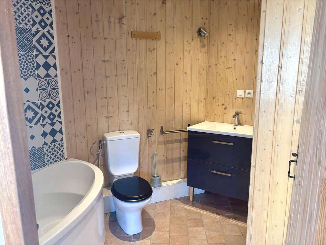 Appartement 78 m² à Valence  - photo 9