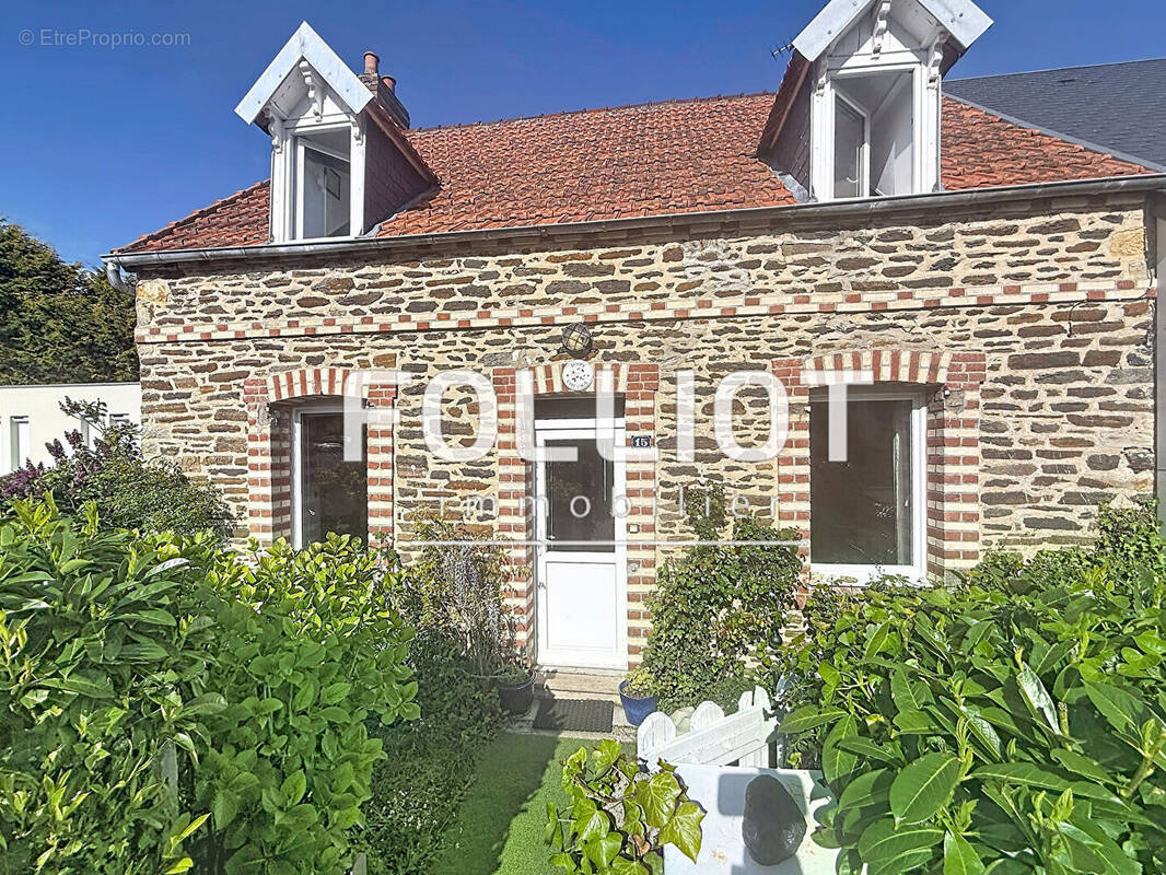 Maison à BARNEVILLE-CARTERET