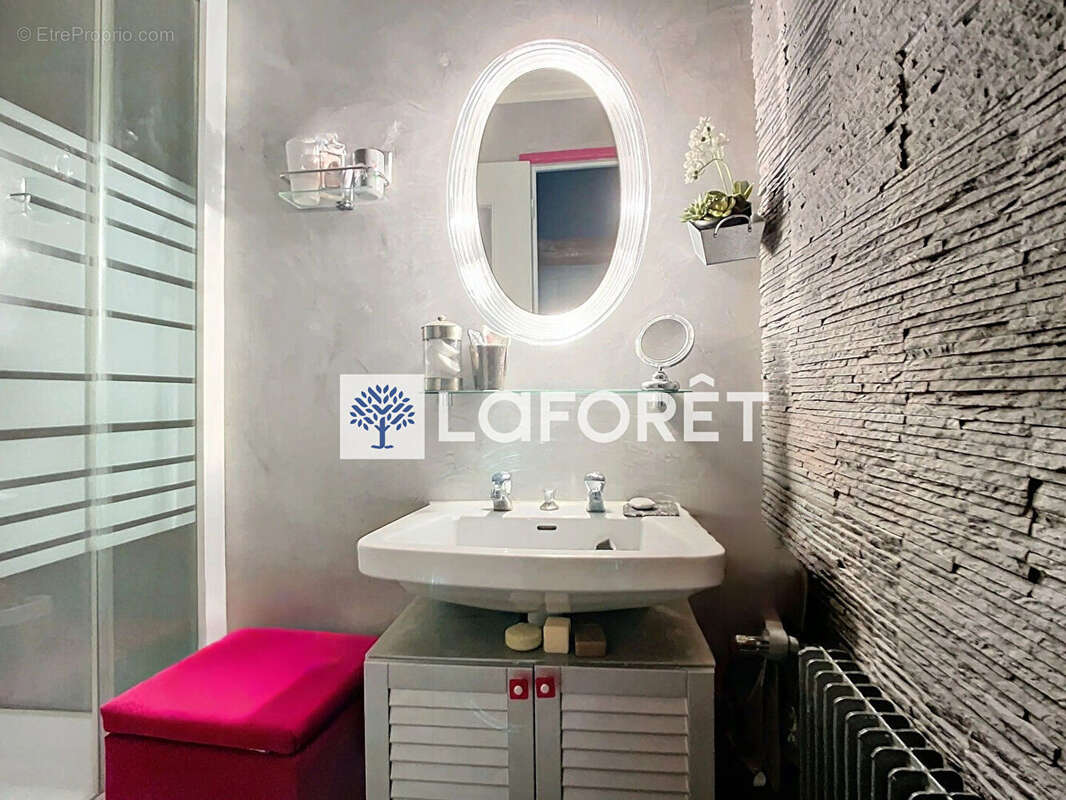 Maison à SAINT-NOM-LA-BRETECHE