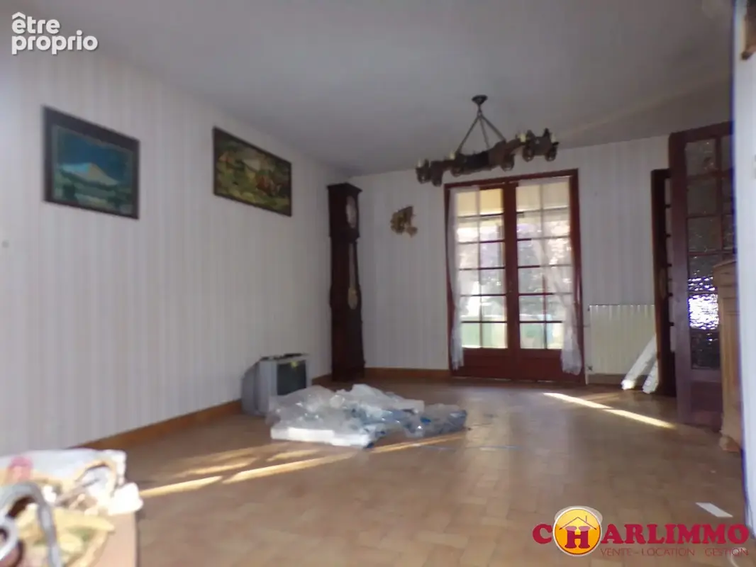 Maison 5 pièces 120 m² à vendre à Rochechouart (87600) - photo 3