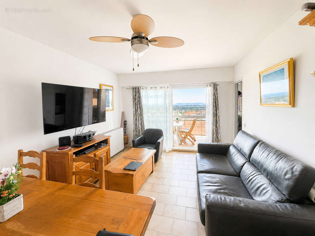Appartement à HYERES