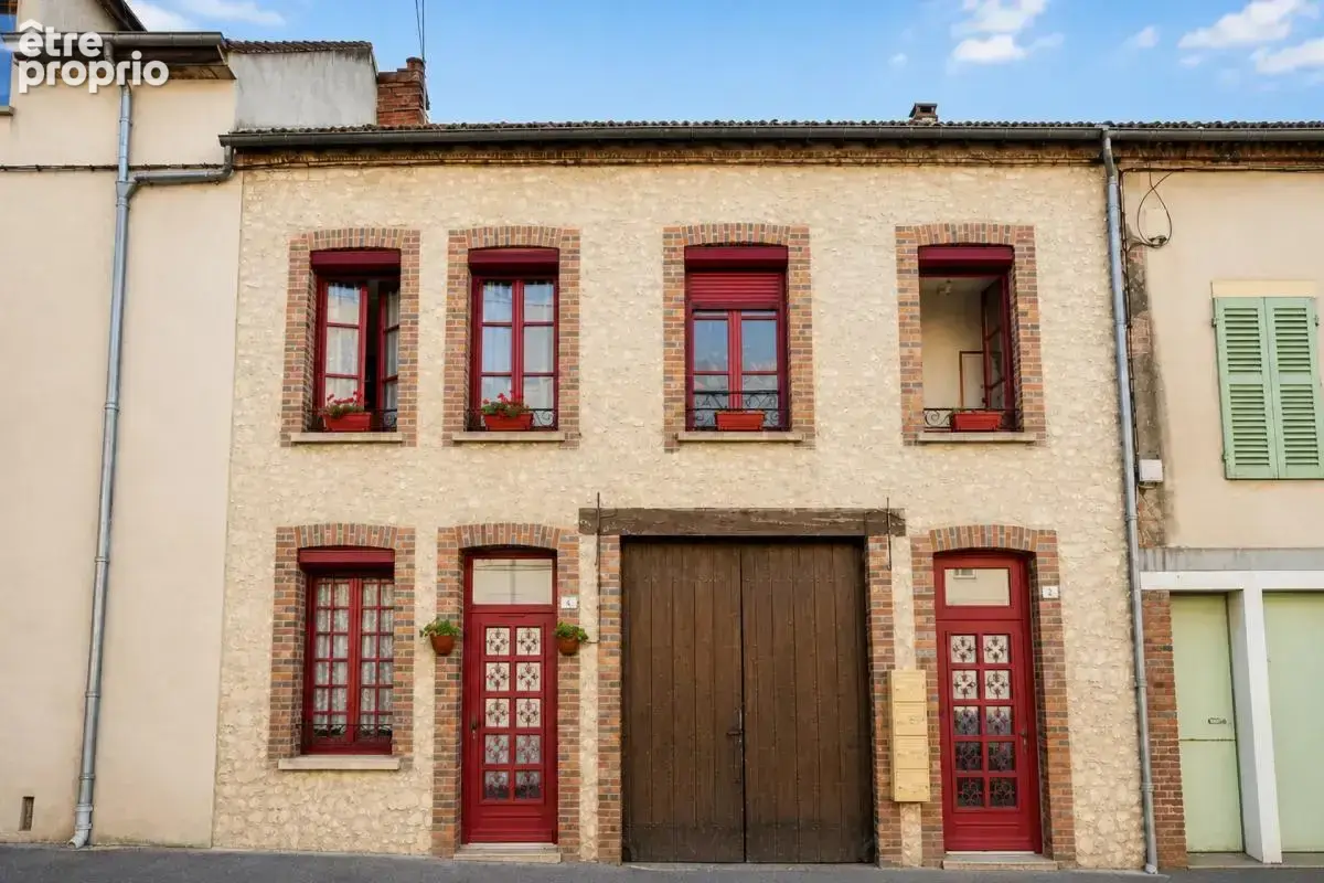 Appartement de 4 pièces de 80 m² à Lorrez-le-Bocage-Préaux - photo 2