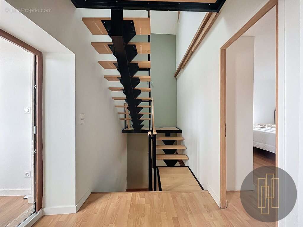 Maison à MONTMERLE-SUR-SAONE