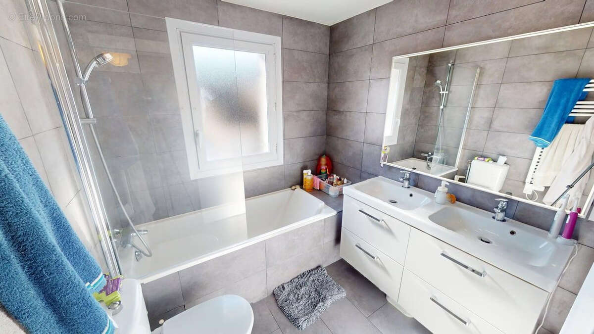 Maison à AUBERGENVILLE