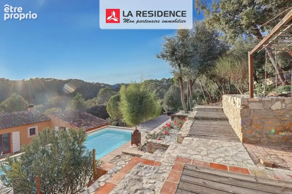 Maison 236 m² à Lorgues  - photo 1