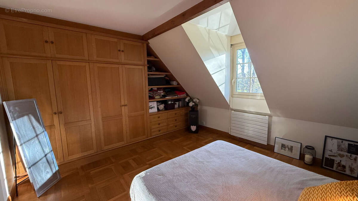 Maison à LESIGNY