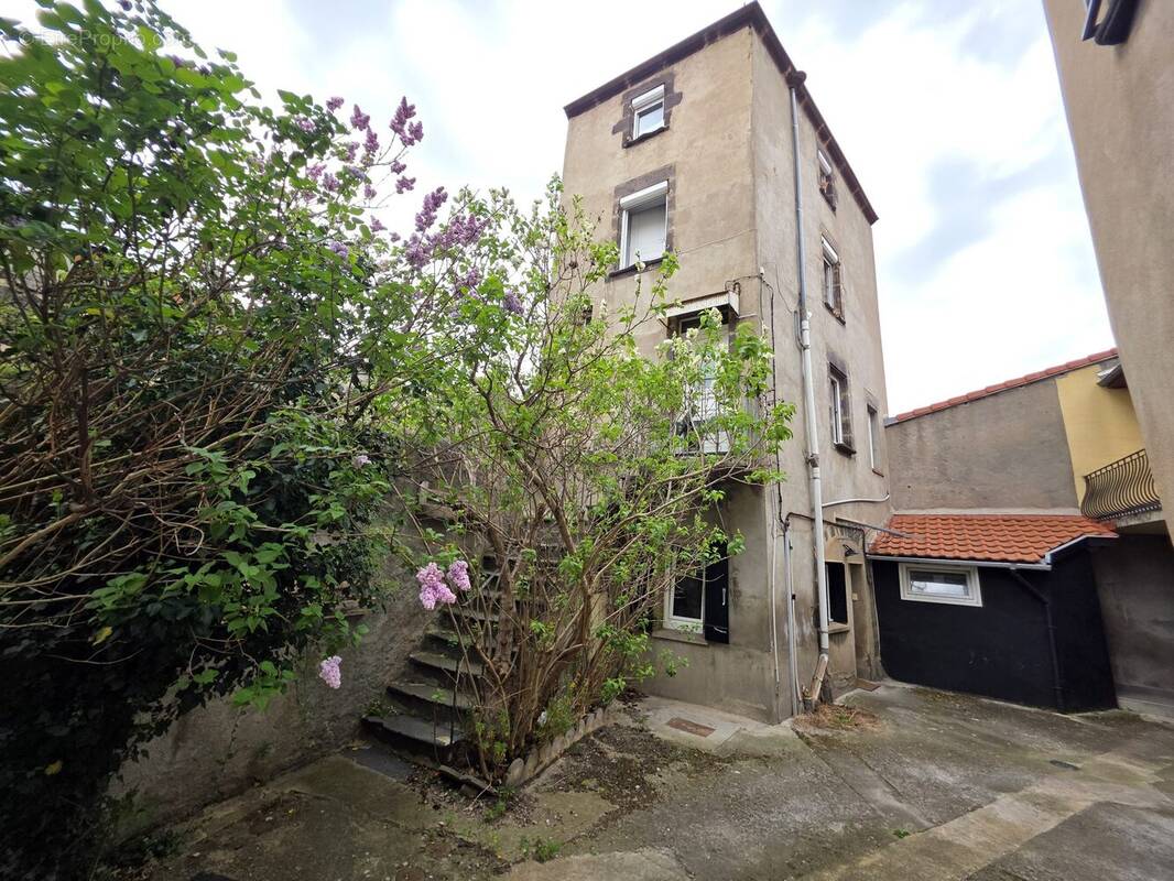 Appartement à AUBIERE