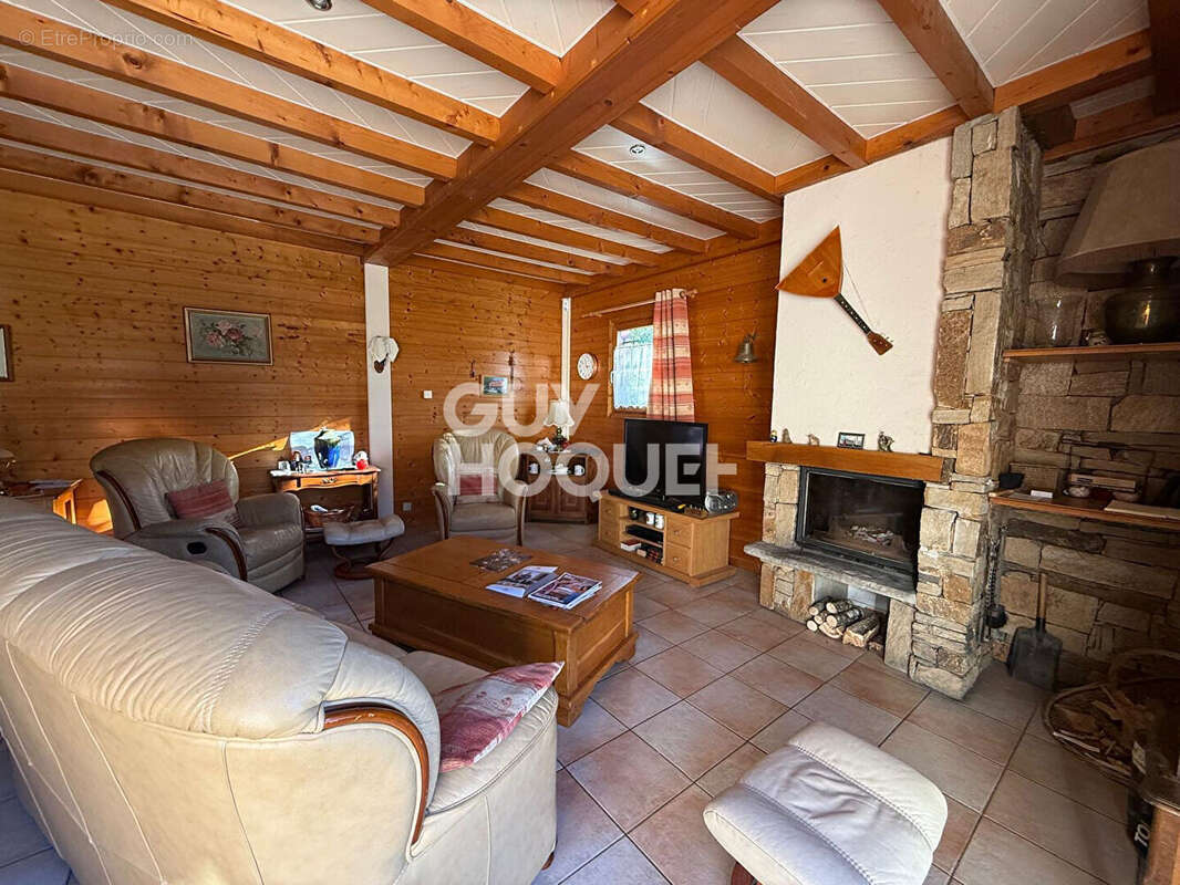 Maison à GRESY-SUR-AIX