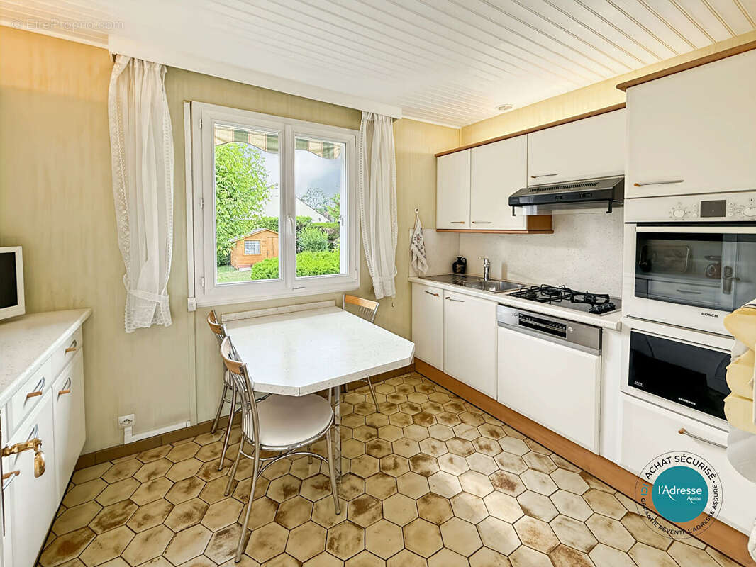Maison à LE MEE-SUR-SEINE