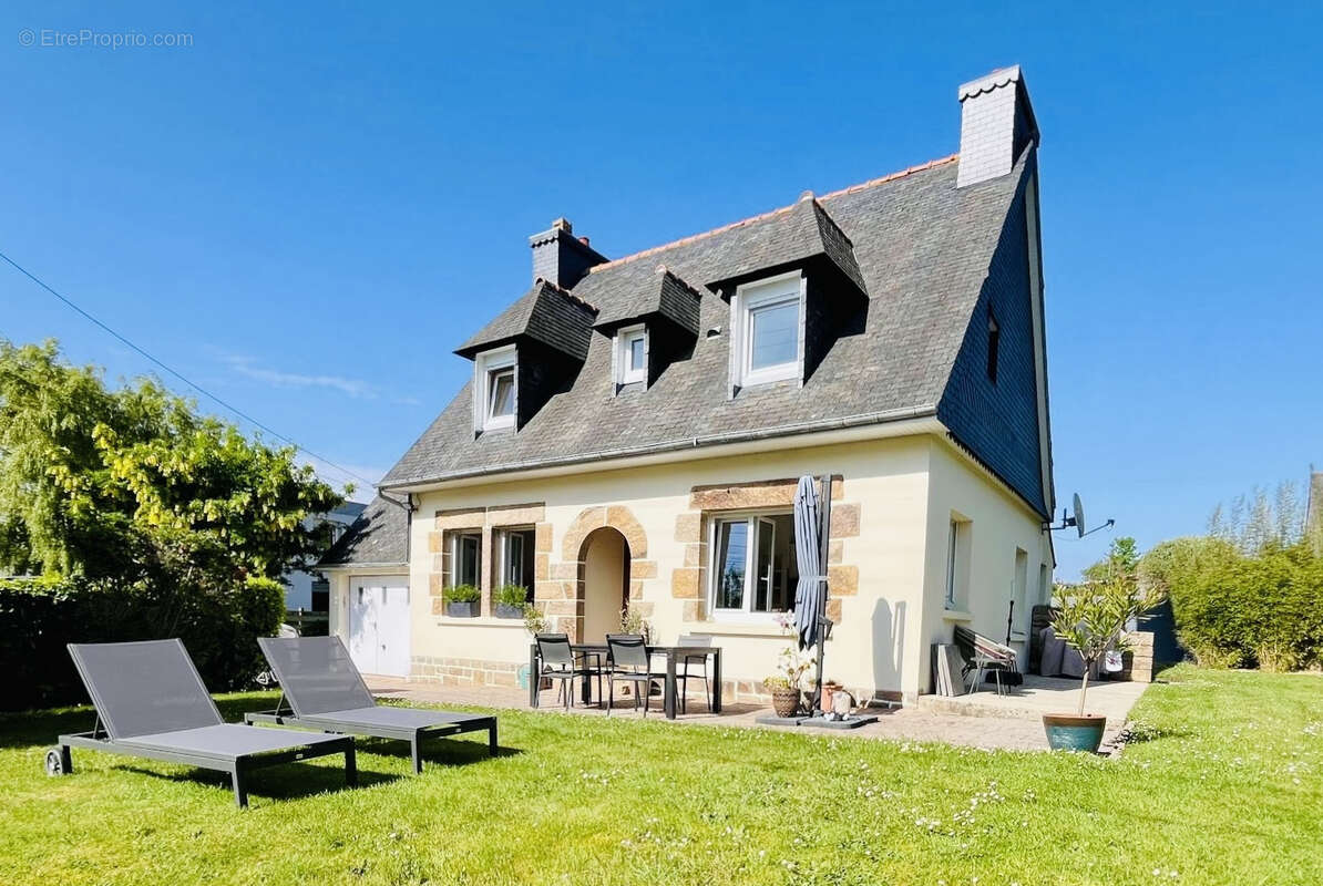 Maison à PLEUMEUR-BODOU