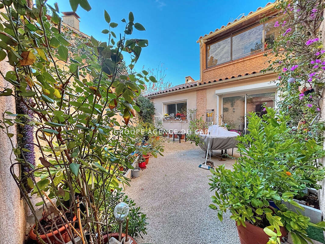 Maison à SAINT-RAPHAEL