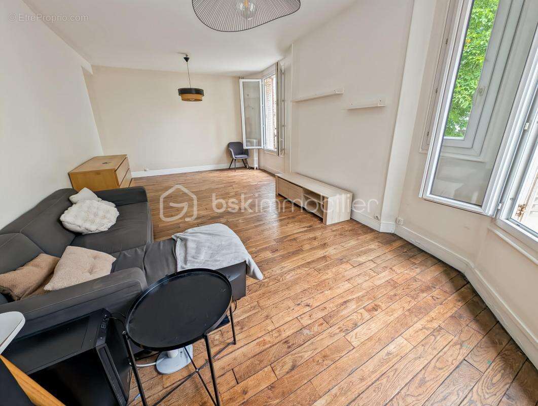 Bel appartement f2 (f3 possible) vincennes centre: cachet et luminosite! 6 minutes a pieds de l'avenue du chateau, de la mairie, - photo 2