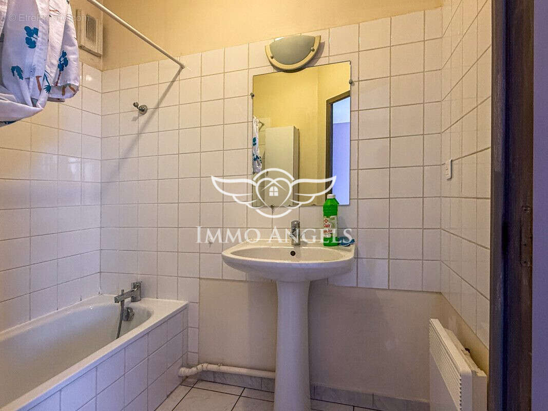 Appartement 46 m² à Les Angles  - photo 7