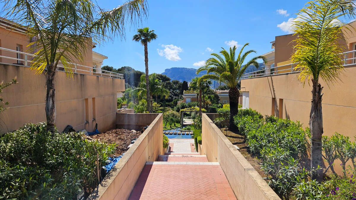 Appartement à ROQUEBRUNE-CAP-MARTIN