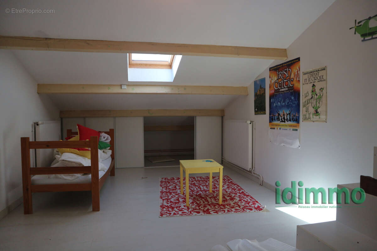 Magnifique maison de 220 m2,dans un lieu recherche, avec piscine sur un terrain de 610 m2. proche de royan. - photo 12