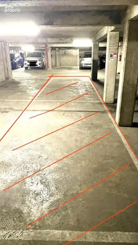 Parking à PARIS-3E